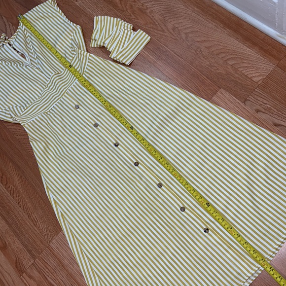 V Neck Summer Dress NWOT - Picture 3 of 14